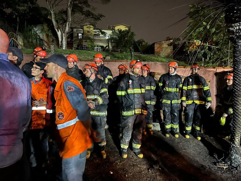 Mais de 50 profissionais trabalharam no resgate. Foto: SSP/SP