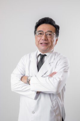 Carlos Takahiro Chone, coordenador do Serviço de Cirurgia de Cabeça e Pescoço e da Cirurgia de Base de Crânio do IOU. Divulgação